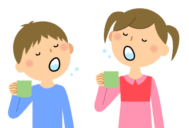 孩子漱口图片下载