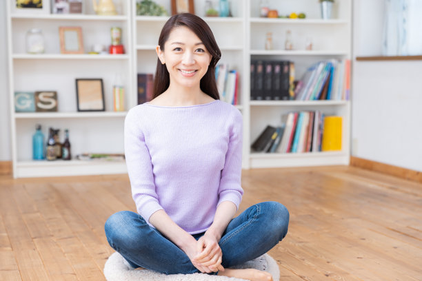 亚洲女人放松图片下载