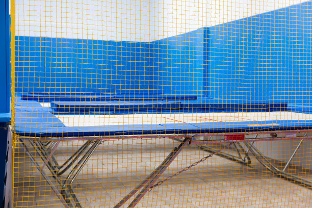 体育综合中心内部配备蹦床图片下载