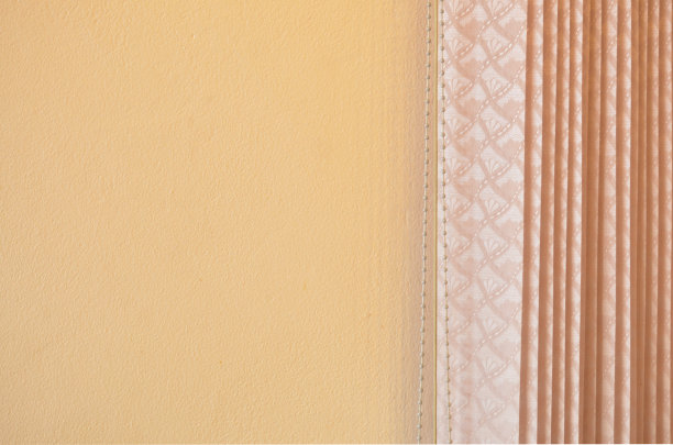 窗帘前橙色墙，背景照片在最小的颜色风格图片下载