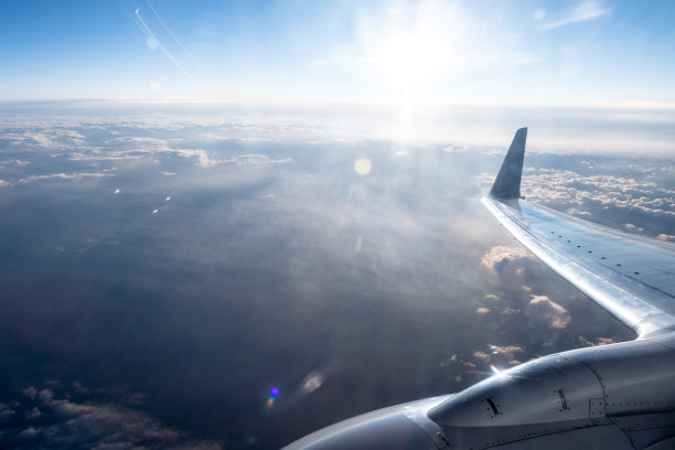 天空中的日出图片下载