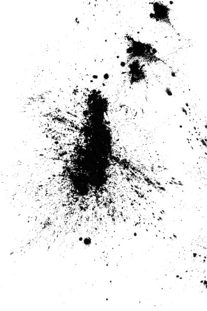 黑色的沙子孤立在白色的沙子上图片下载