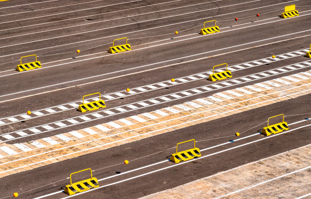 港口的停车场图片下载