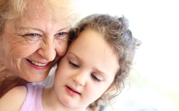 孙女分享爱图片下载