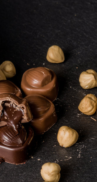 自制坚果比利时巧克力图片下载