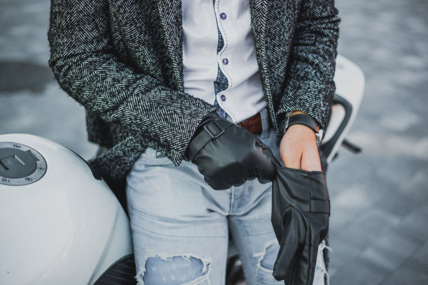 现代人图片下载