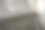 带水滴的黑色聚酯伞图片下载