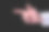 在孤立的黑色背景上，一名身穿白衬衫的男子的手显示了手指枪的叹息图片下载