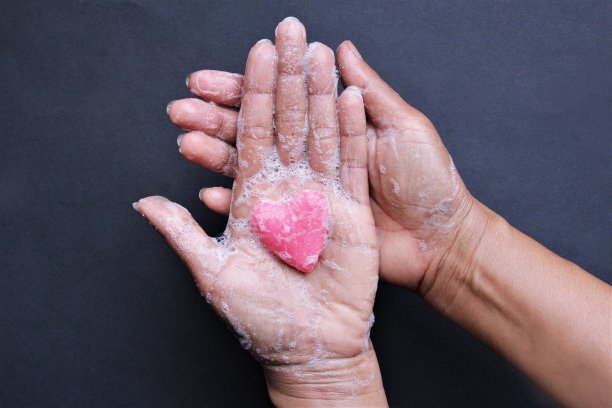 用肥皂洗手图片下载