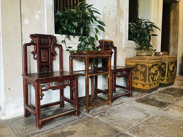 中式仿古木椅套。图片下载