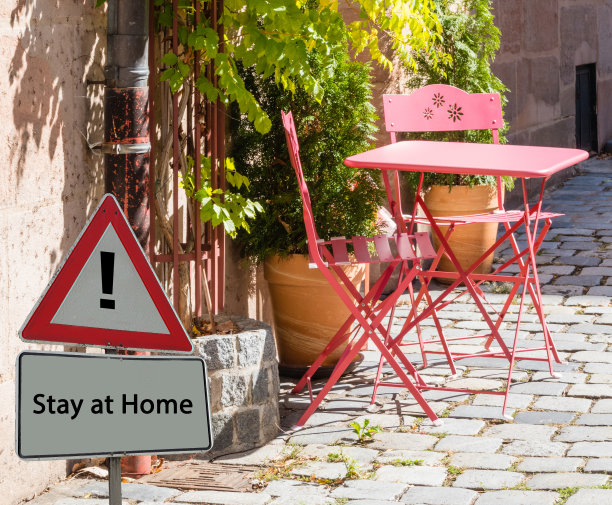 象征性的警告标志呆在家庭咖啡馆图片下载