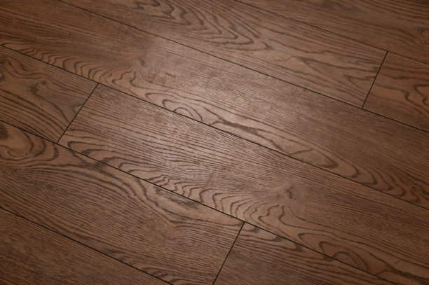 布鲁恩背景与木材纹理。图片下载