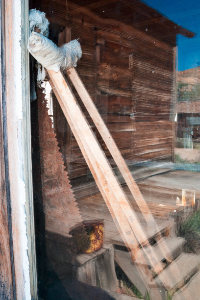 伯迪-加州的鬼城图片下载