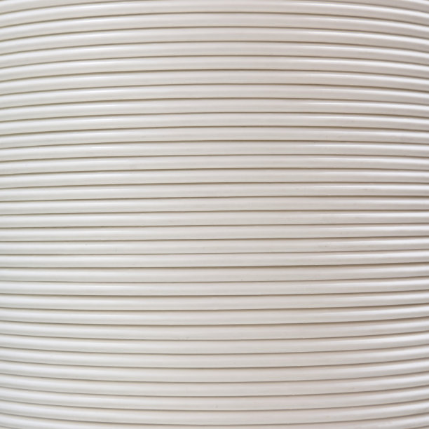 背景白色波纹管。波纹环纹理特写图片下载
