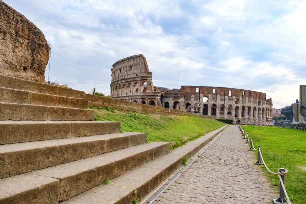 意大利罗马斗兽场的地标。图片下载