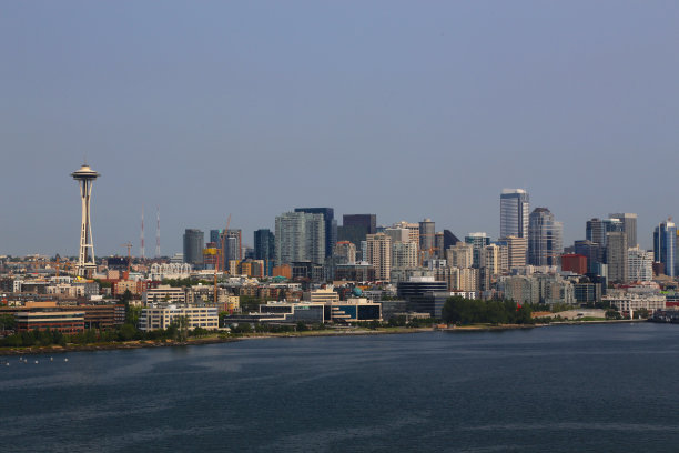 西雅图天际线和普吉特湾图片下载