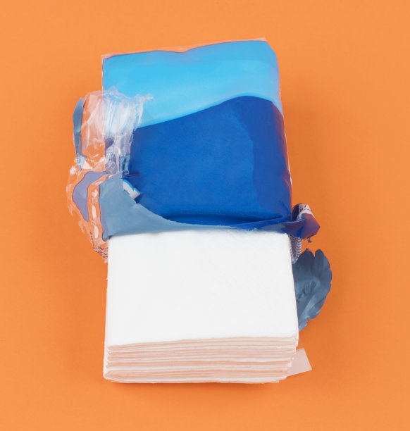 橙色背景的厕纸图片下载