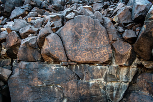 Abourma的洞穴壁画图片下载