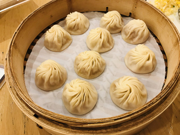 小笼包或上海蒸猪肉饺子。图片下载