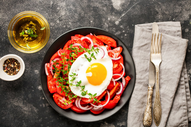 西红柿和煎蛋图片下载