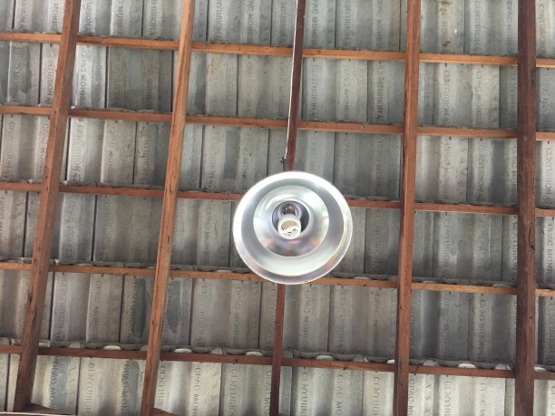 漂亮房子的天花板图片下载