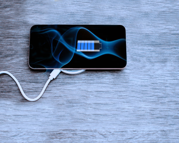 用无线充电器给手机过度充电图片下载