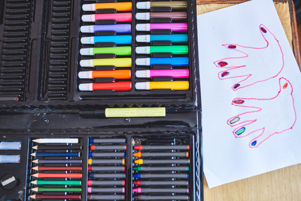 让你的创造力活跃起来图片下载