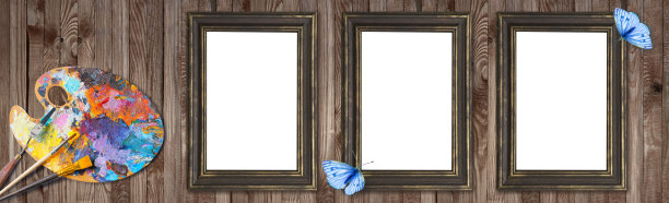 调色板油画或丙烯颜料与刷子，调色板刀和画框与蝴蝶在木制背景为商店艺术家设计。艺术大师班的模板。图片下载