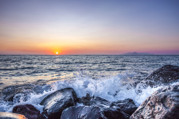 黎明在圣托里尼岛图片下载