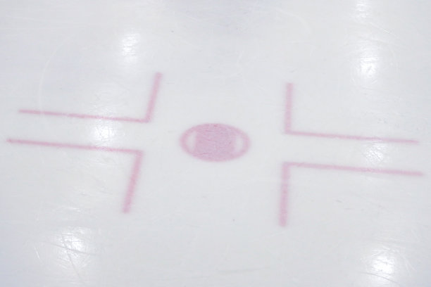 冰球场红中心点线。图片下载