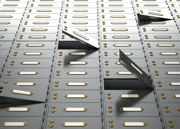 存储的概念。金属橱柜与开放的门。从底部看。3 d演示r n r n图片下载