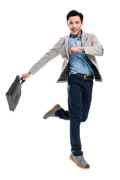 快乐跳跃的青年商务男士图片下载
