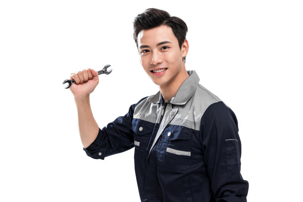 青年男修理工拿着工具图片下载