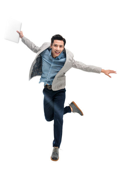 拿着电脑跳跃的青年商务男士图片下载