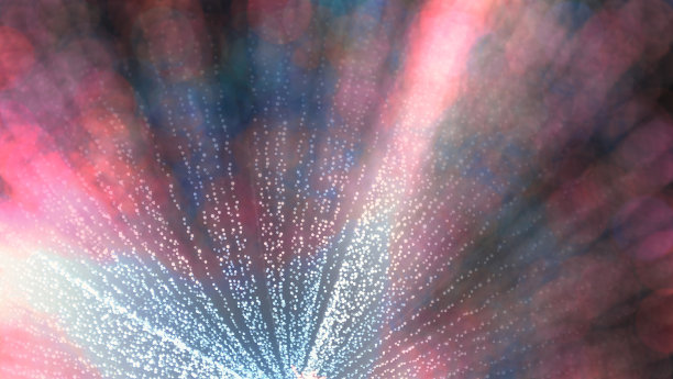 散景背景。模糊的烟花在新年。红色闪光灯背景。散焦背景。图片下载