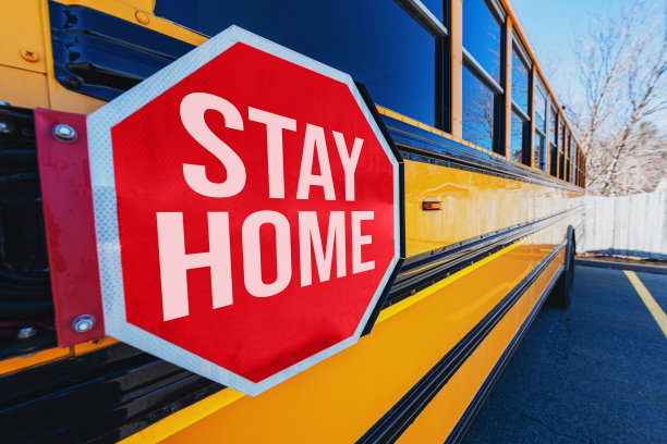 学生被要求呆在家里图片下载