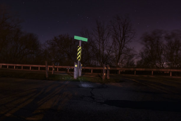 空白路标与星星的背景图片下载