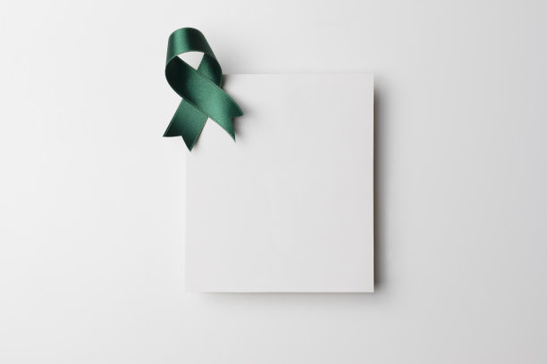 带有公益丝带的空白卡片图片下载