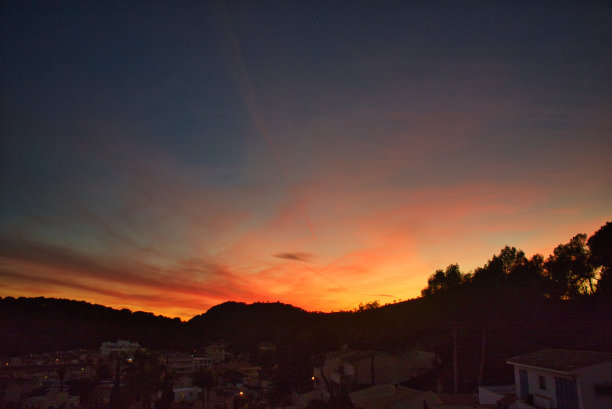 小镇上的日落图片下载