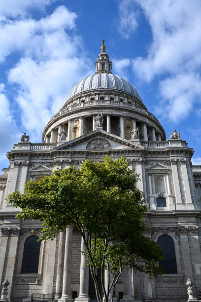 探索圣保罗大教堂图片下载