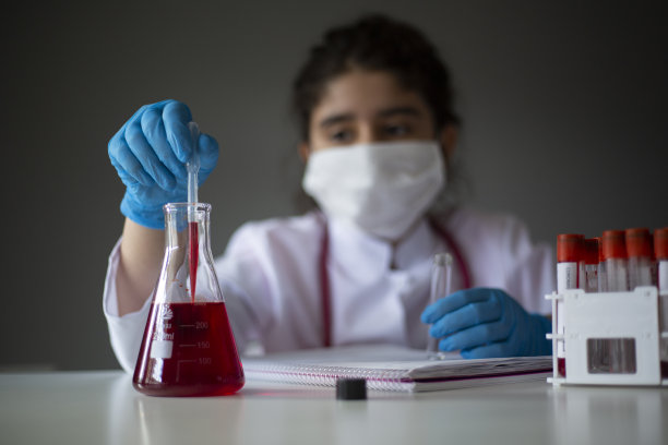 小科学家做实验图片下载