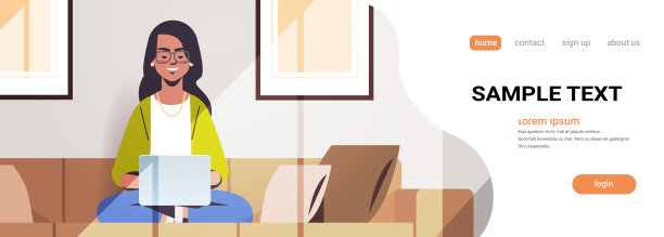 美丽的印度女人坐在沙发上使用笔记本电脑的女孩从家里工作自由职业者概念现代客厅内部水平全长拷贝空间图片下载