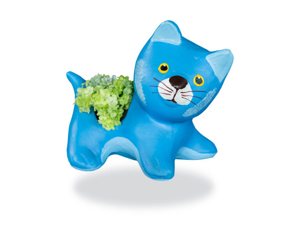 陶瓷蓝猫孤立在白色背景。图片下载