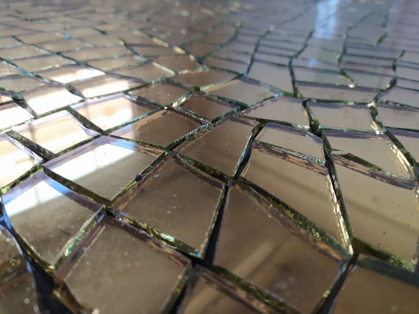 镶嵌的镜子图片下载