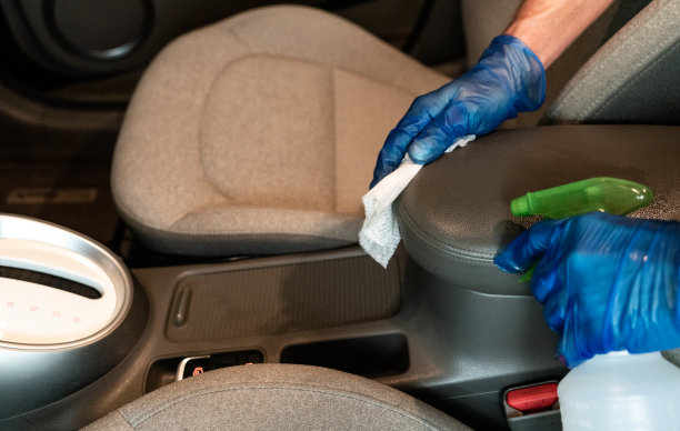 Covid-19擦拭表面图片下载