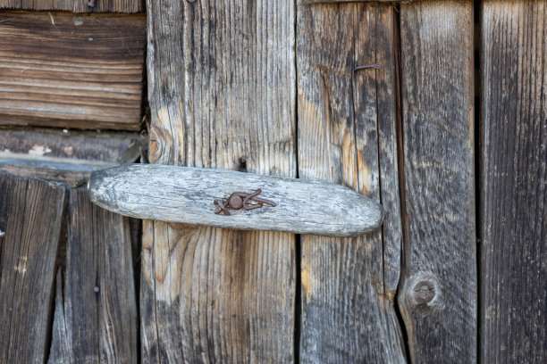 老木锁图片下载