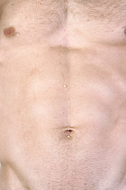 英俊的性感男人。图片下载