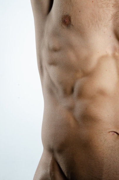 年轻有吸引力的男人和健康问题。图片下载