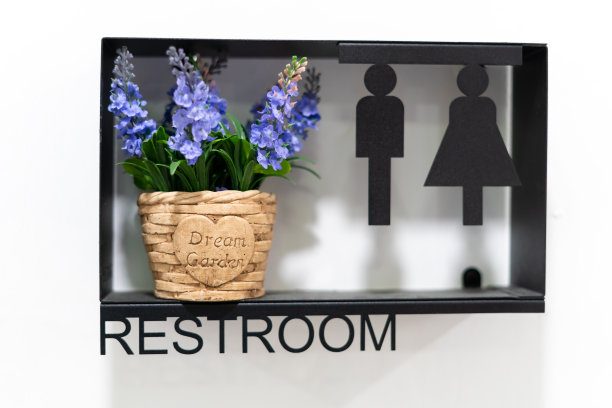 厕所的标志上面的壶太可爱了图片下载