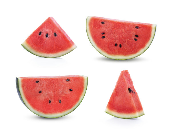 白色背景上的西瓜片图片下载